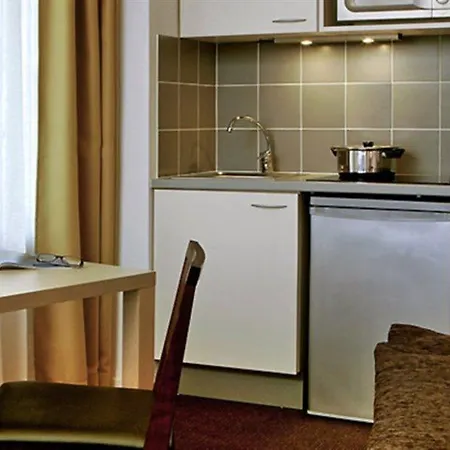 Adagio Access Lejlighedshotel Avignon
