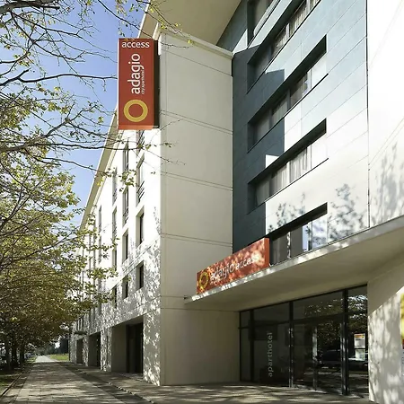 Adagio Access Lejlighedshotel 2*